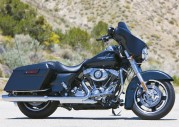 Harley-Davidson FLHX Street Gilde